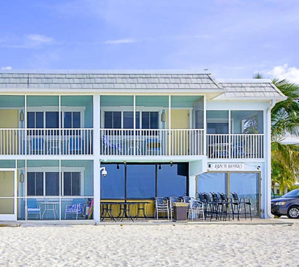 Resort Sixty-Six Холмс-Бич Экстерьер фото